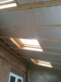 how do i fit kingspan in a vaulted ceiling