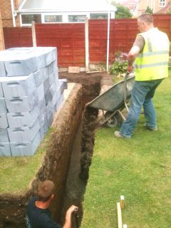 How thick do concrete foundatons need to be?
